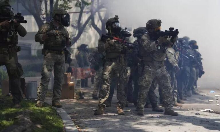 Texas despliega a 7.000 efectivos de la Guardia Nacional por protestas
