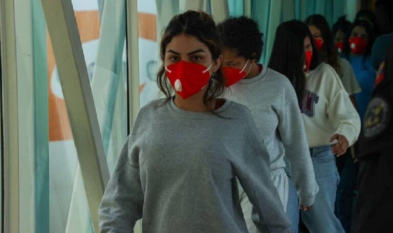 Cabello: "Arrebataron" 4 niños a sus madres antes de deportarlas de EE. UU.