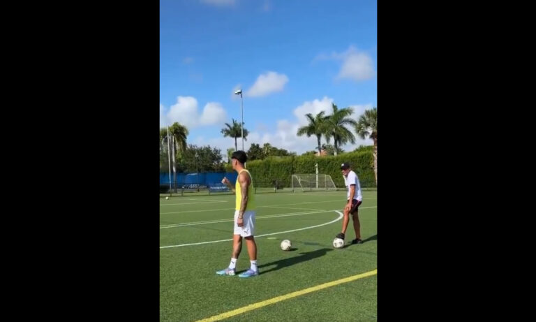 Hijo de Juan Arango sorprende a su padre con golazo en reto familiar