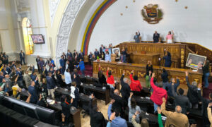 AN declara “persona non grata” al Alto Comisionado de la ONU