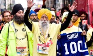 Detienen al conductor que atropelló al maratonista más longevo del mundo