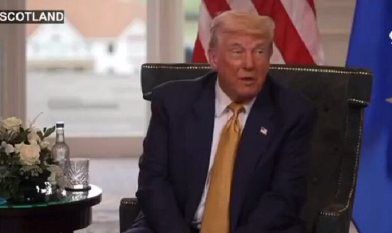 Trump: "Venezuela sigue enviando drogas a nuestro país. No podemos dejar que eso pase"