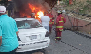 Colisión vehicular provoca incendio y un muerto en Los Frailes de Catia