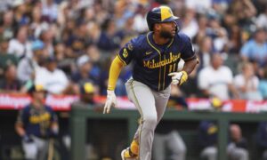 Jackson Chourio extiende a 16 su seguidilla de juegos con hits