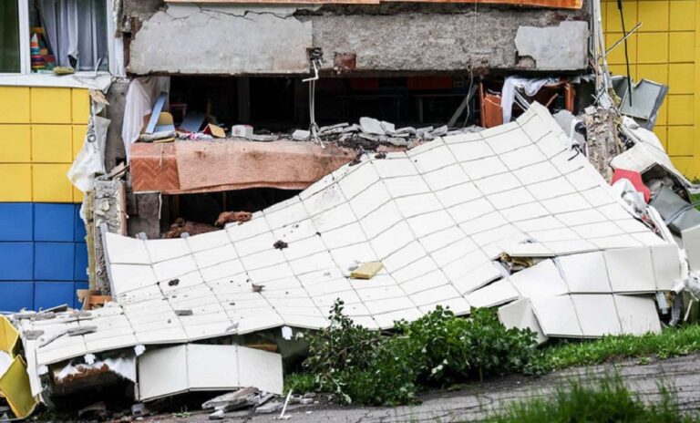 Kamchatka sufre réplicas del terremoto pero alertas de tsunami decaen en el Pacífico