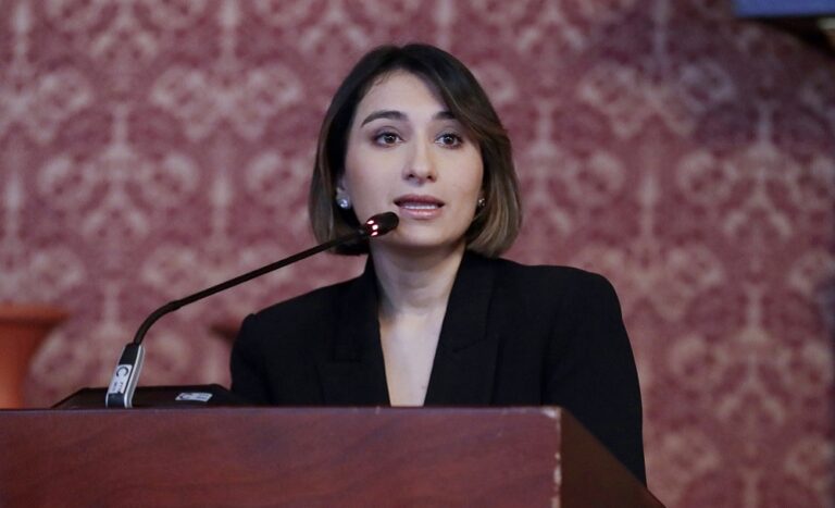 Canciller colombiana Laura Sarabia renuncia por diferencias con el Gobierno