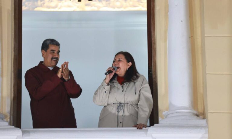 Maduro asegura que el oficialismo ganó 285 alcaldías y la oposición 50
