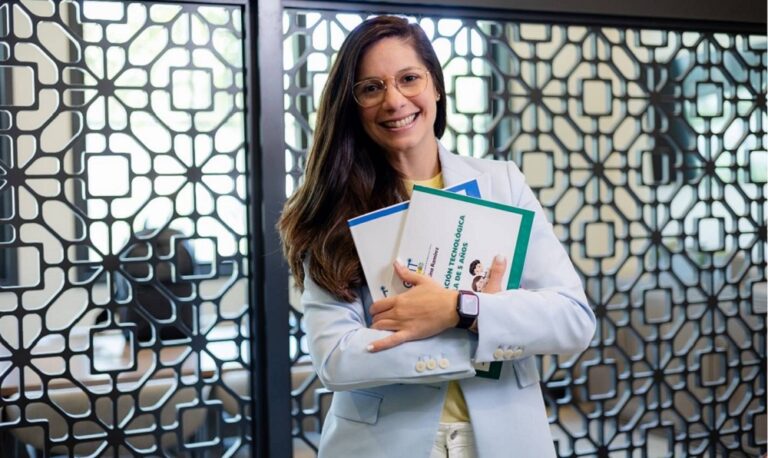 Mariana Medina Ramírez, autora de obras referenciales para la Educación Inicial e Inclusiva, consolida su legado pedagógico con reconocimientos académicos y proyección internacional