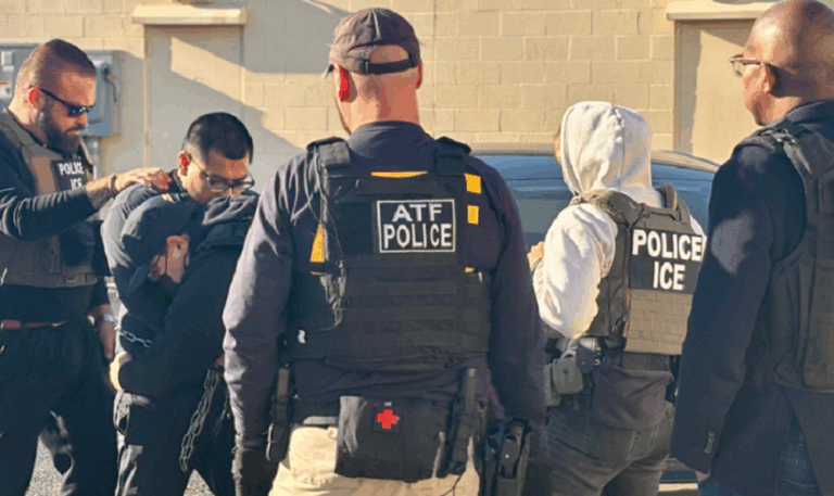 Revelan que ICE traslada "a menudo" a detenidos lejos de sus domicilios