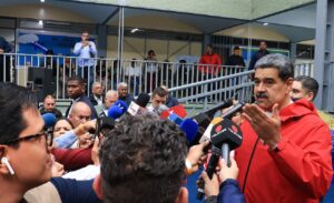 Maduro anuncia 10 días de celebración por el primer año de su “triunfo heroico”