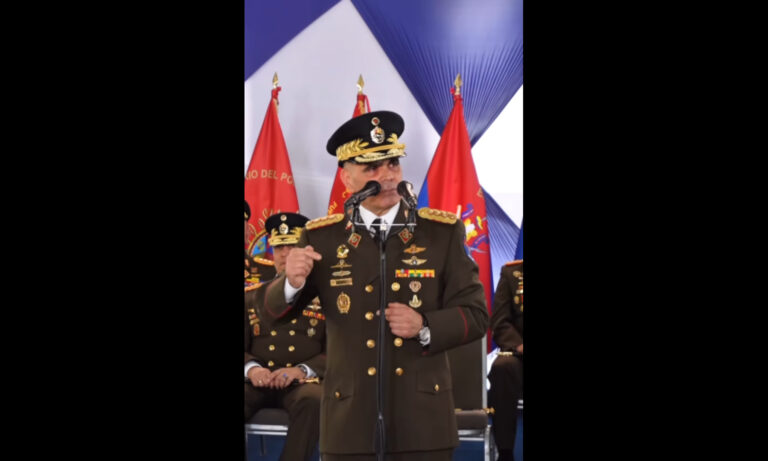 Padrino López ataca a la ONU y a EE. UU. por “guardar silencio” en el tema migratorio