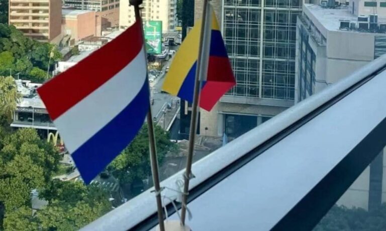 Países Bajos emite "alerta roja" de viaje por crisis en Venezuela