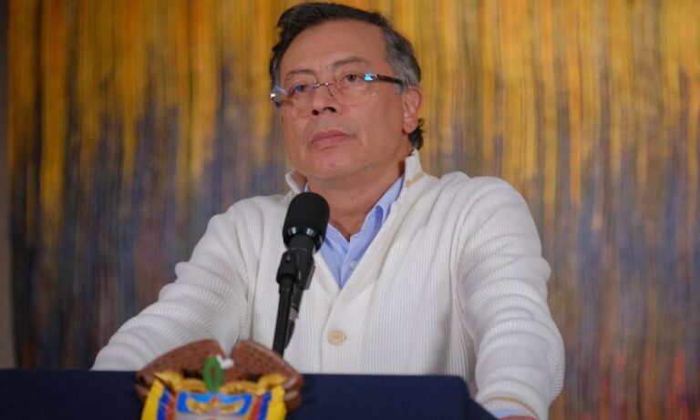Petro anuncia “cambios radicales” en su gabinete para último año de Gobierno
