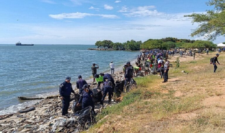 Recolectan 336 toneladas de plástico a 2 años del plan de recuperación del Lago