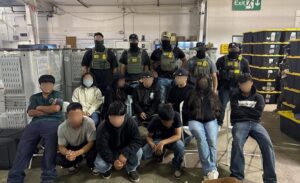 Redada migratoria en granja de cannabis en California es la mayor con 361 detenidos