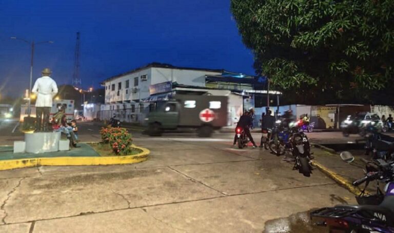 Rescatan a 3 personas tras accidente aéreo en Amazonas