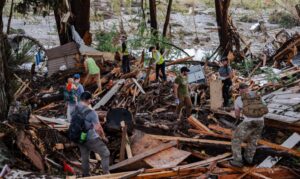 Sube a 82 el número de fallecidos por las inundaciones en Texas