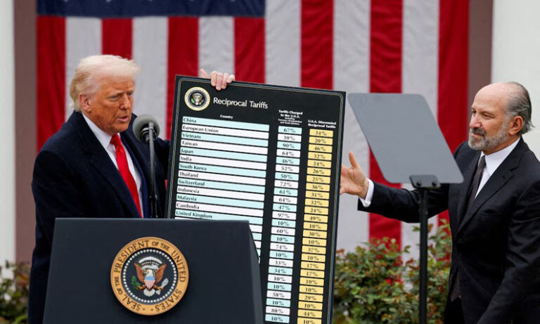 Trump impone aranceles del 30 % a la Unión Europea y México