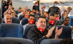 Llega al país un vuelo con 210 venezolanos deportados por EE. UU.