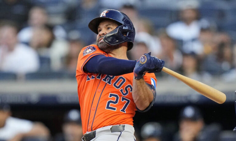 José Altuve conecta su jonrón número 20 ante los Yankees