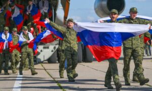 Rusia y Ucrania realizan un nuevo canje de 84 prisioneros de cada bando