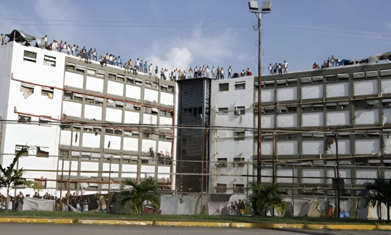 Denuncian torturas a «presos políticos» en la cárcel del Yare III