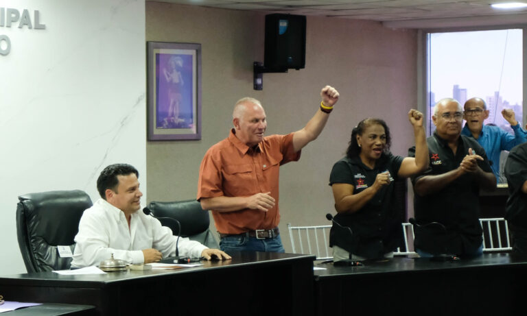Di Martino advierte sanciones por “aumento arbitrario” del pasaje: “A llorar al valle”