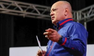 Cabello desestima incautación de $700 millones en bienes a Maduro por EE. UU.