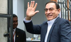 Dictan 5 meses de prisión preventiva al expresidente peruano Martín Vizcarra