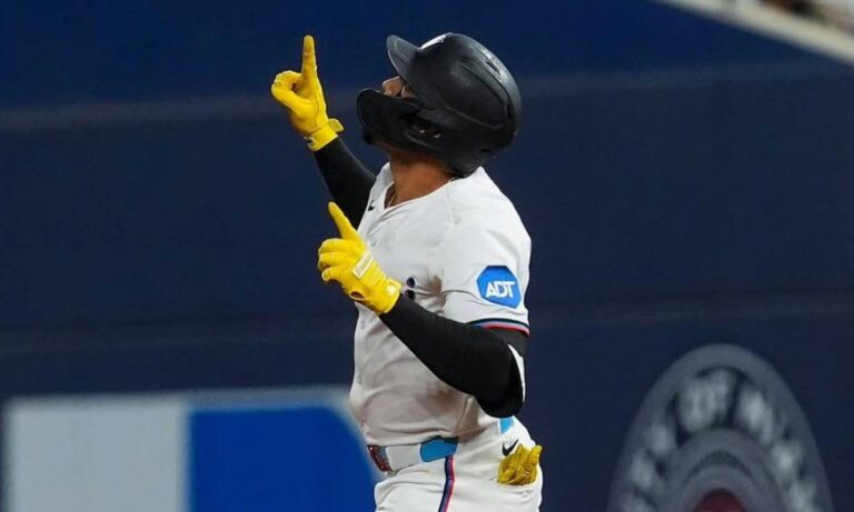 Acosta es el quinto jugador en la MLB que conecta jonrón en sus 3 primeros hits en 6 juegos