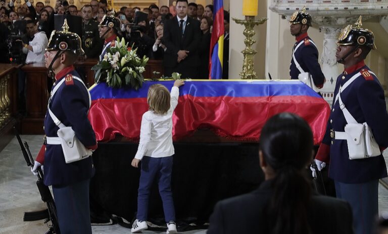 Petro: En el funeral de Uribe Turbay sonaron "las palabras de la venganza"