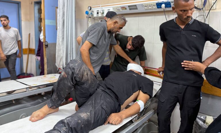 Ataque al hospital de Gaza causa 21 muertos, 5 de ellos periodistas
