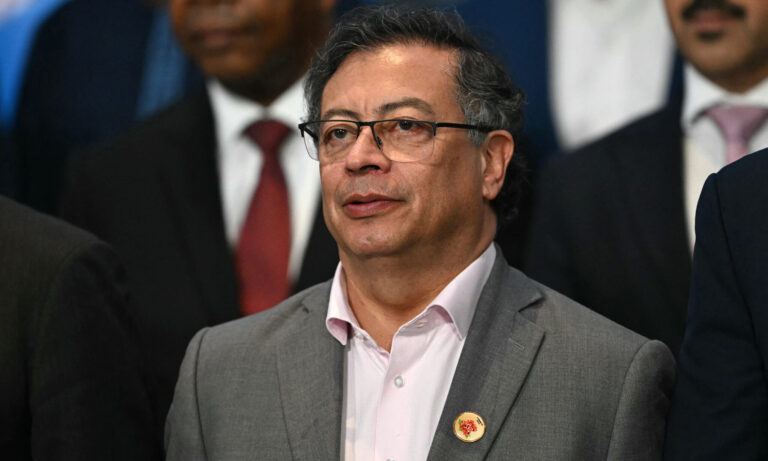 Petro afianza que el “Cartel de los Soles no existe” y propone “destruirlo juntos”