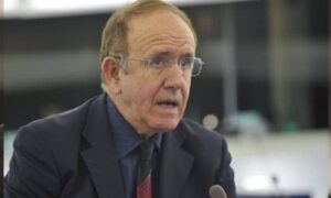Exdirector de Antidrogas de la ONU asegura que Venezuela no es un “narcoestado”