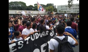 Organizaciones sindicales convocan a una protesta contra la “represión”