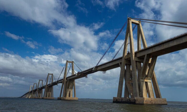 Cierran parcialmente el Puente sobre el Lago por trabajos en la Pila 24
