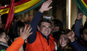Paz y Quiroga van a la primera segunda vuelta en Bolivia