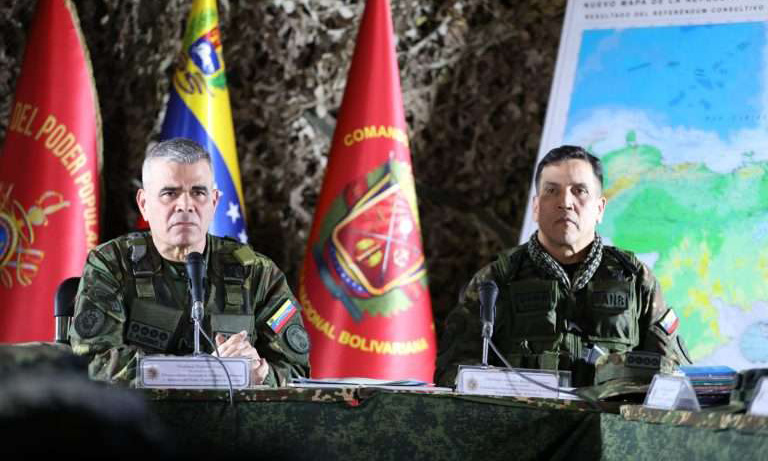 Padrino López: "Vamos a luchar si se atreven a poner un pie en Venezuela"