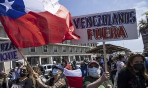 Acnur advierte que mensajes de odio en redes sociales exacerba xenofobia en Chile