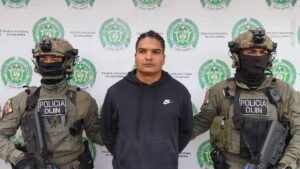 Frenan traslado de "Larry Changa" a Chile por doble pedido de extradición