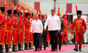 Petro afirma que Maduro ayuda a combatir el narcotráfico en la frontera