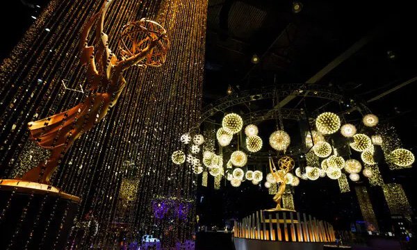 “El estudio” y “Separación” lideran las apuestas en los Emmy 2025