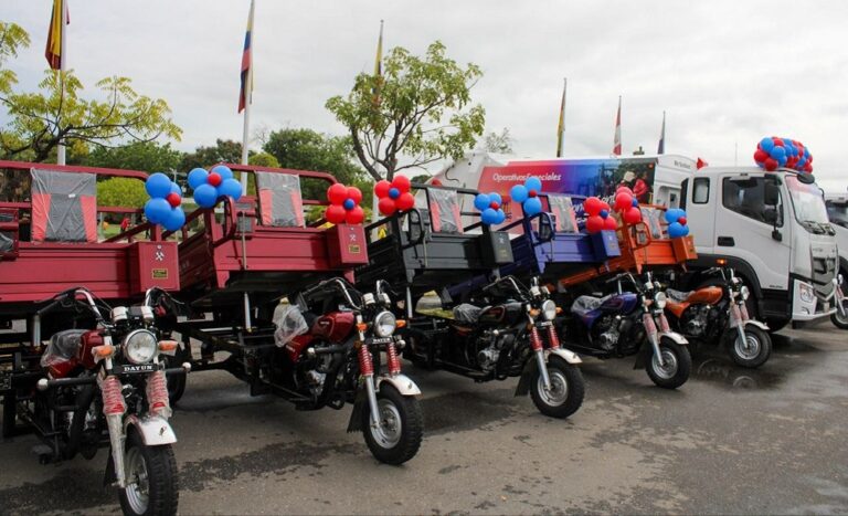 Refuerzan plan de limpieza de Maracaibo con camiones, trimotos y 150 trabajadores