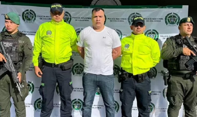 Arrestan en aeropuerto de Cúcuta a alias “HD”, presunto cabecilla del “Tren de Aragua”
