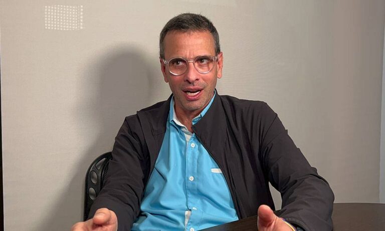 Capriles denuncia “campaña de odio” en su contra