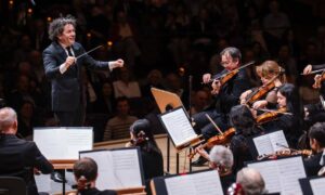 Gustavo Dudamel se alista para decir adiós a la Orquesta Filarmónica de Los Ángeles