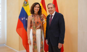 González Urrutia se reúne con Isabel Díaz Ayuso para dialogar sobre presos políticos