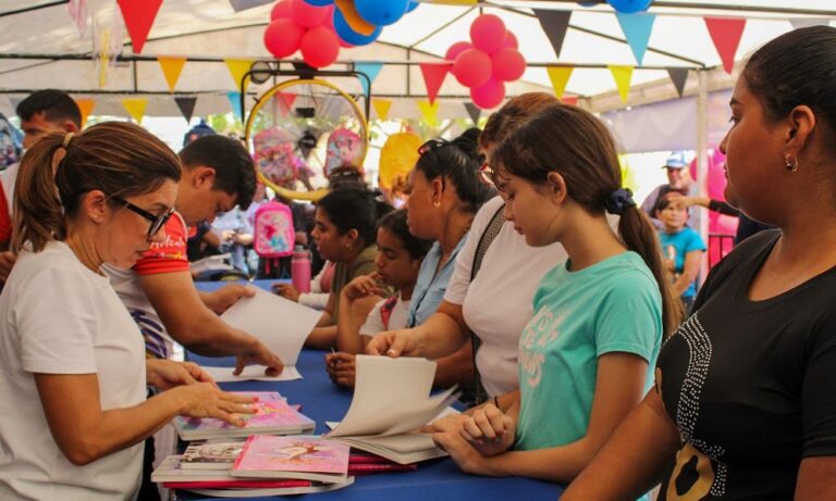 Alcaldía de Maracaibo inicia Feria Escolar