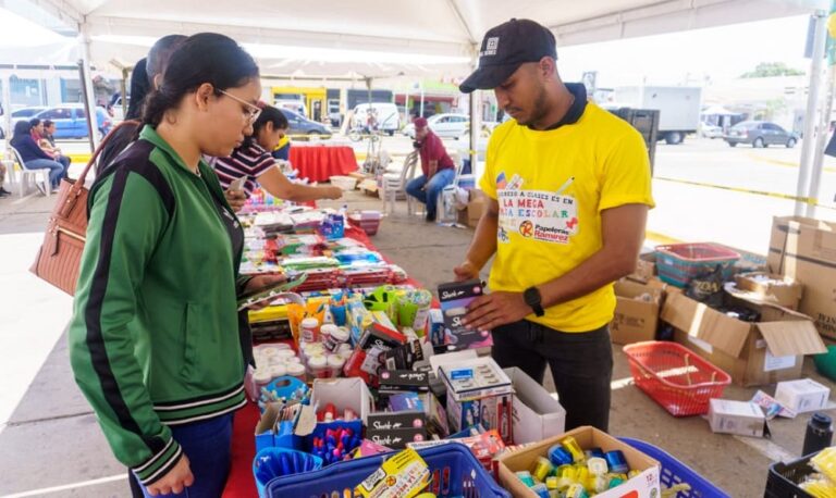 Comienza la Feria Escolar Zulia 2025 en San Francisco