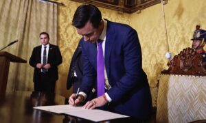 Noboa pone fin al Estatuto Migratorio entre Ecuador y Venezuela